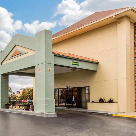 Quality Inn Opryland Area Nashville Exterior photo