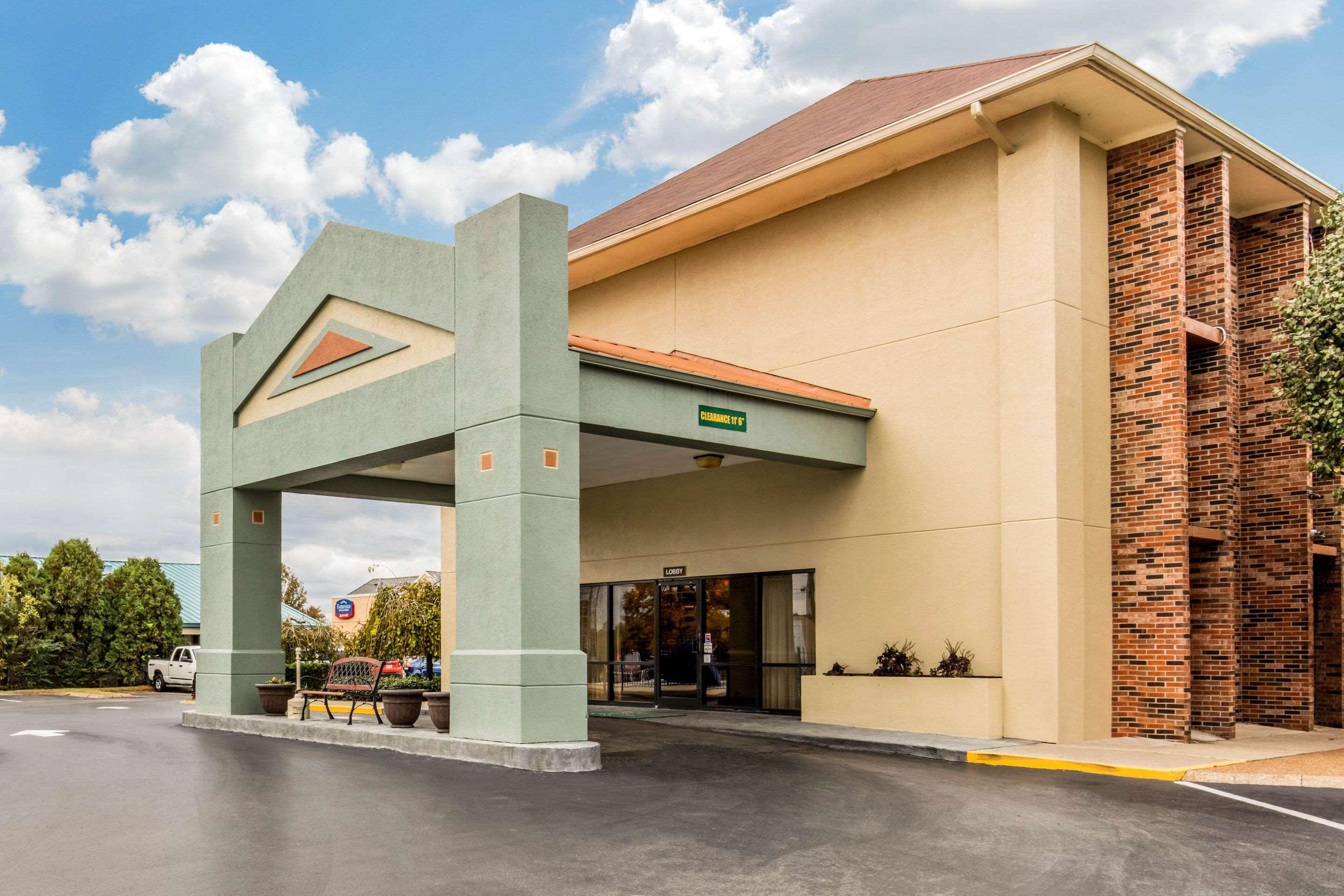 Quality Inn Opryland Area Nashville Exterior photo